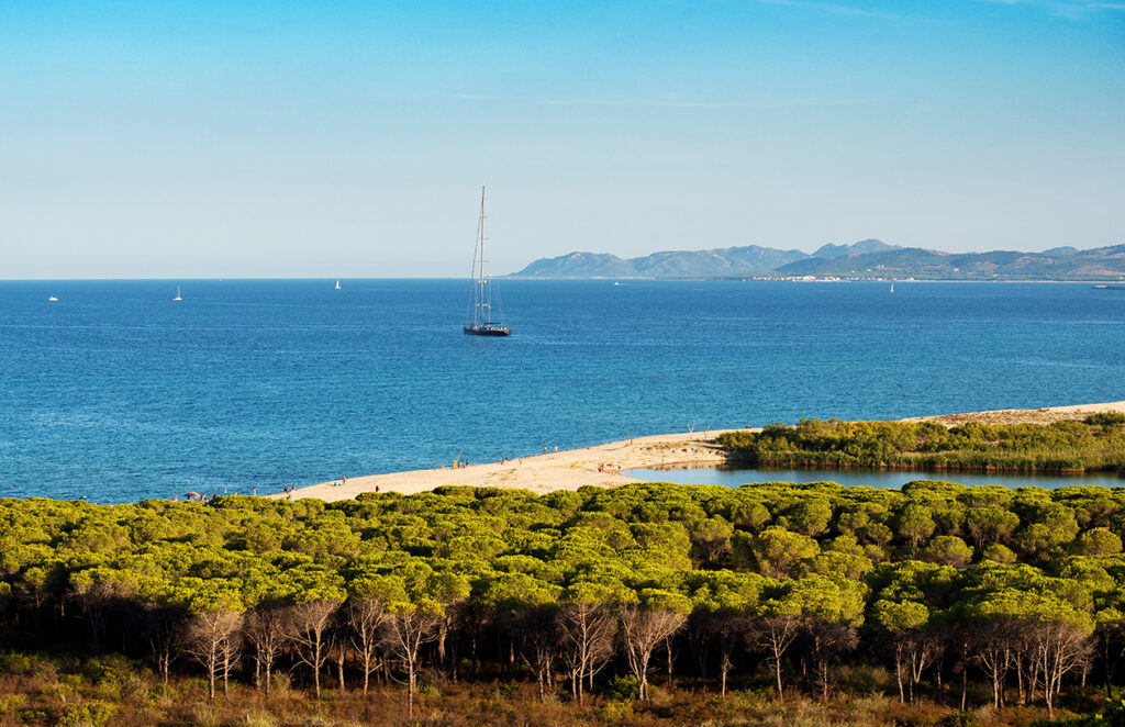 La spiaggia di Posada.